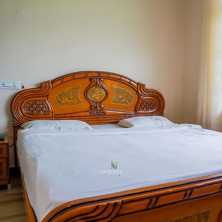 Vijaya Deepa Guest House By Lexstays Кунур Екстериор снимка