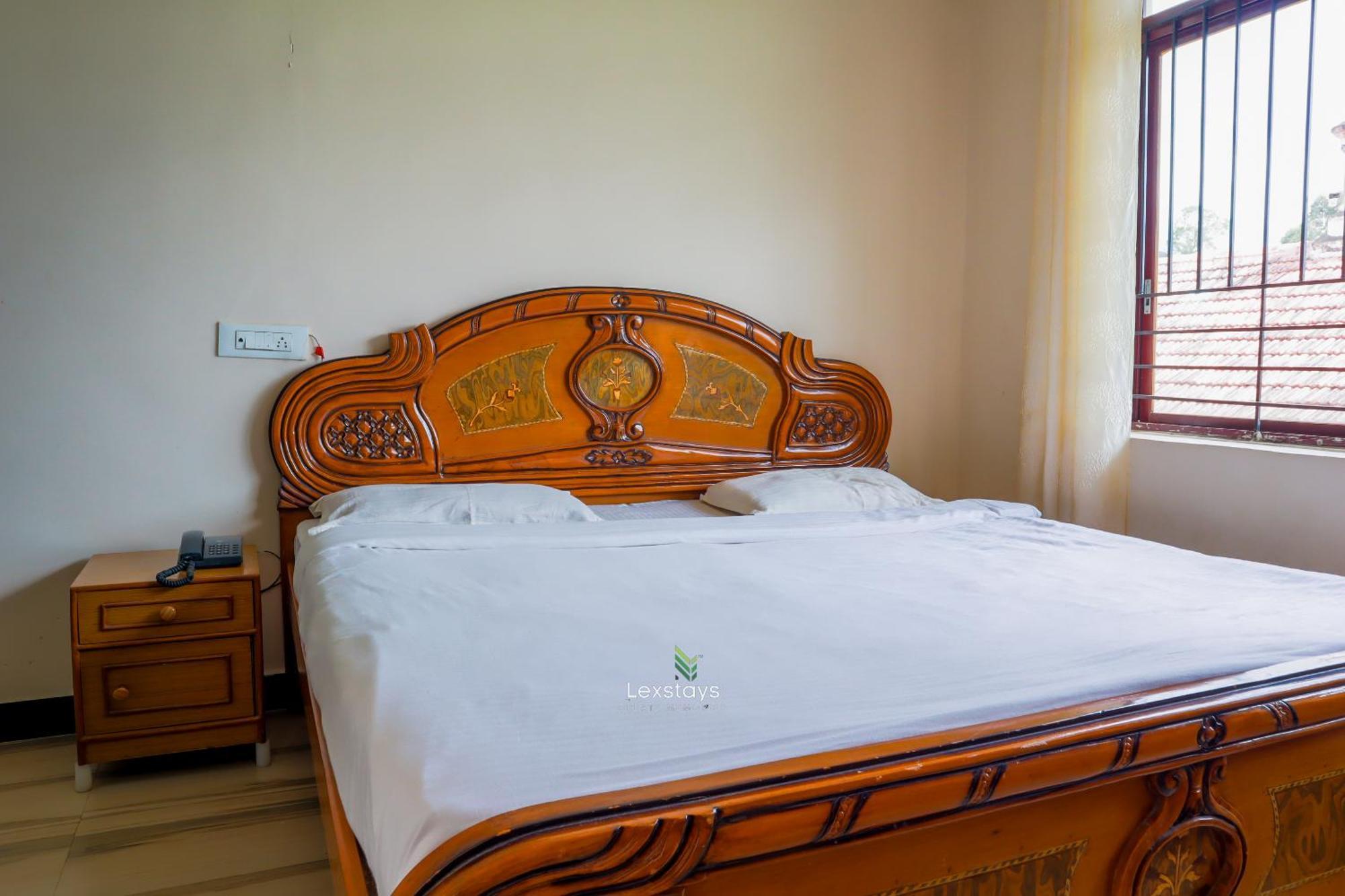 Vijaya Deepa Guest House By Lexstays Кунур Екстериор снимка