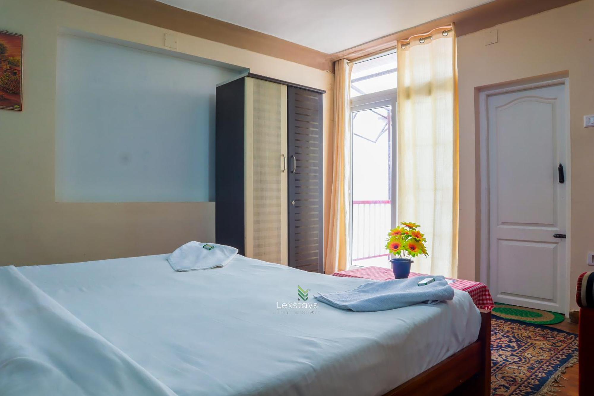 Vijaya Deepa Guest House By Lexstays Кунур Екстериор снимка
