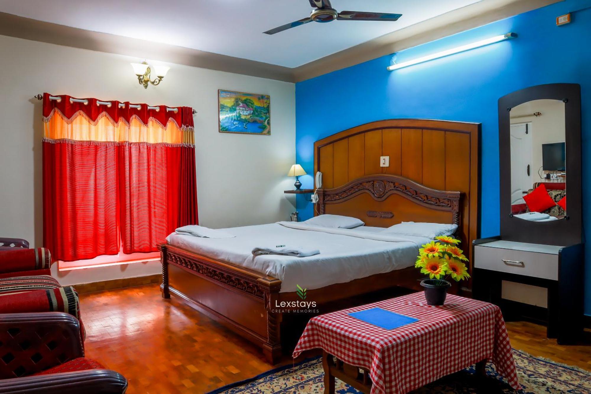 Vijaya Deepa Guest House By Lexstays Кунур Екстериор снимка