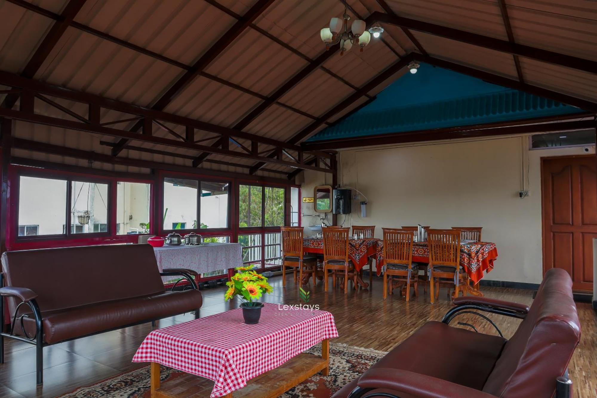Vijaya Deepa Guest House By Lexstays Кунур Екстериор снимка