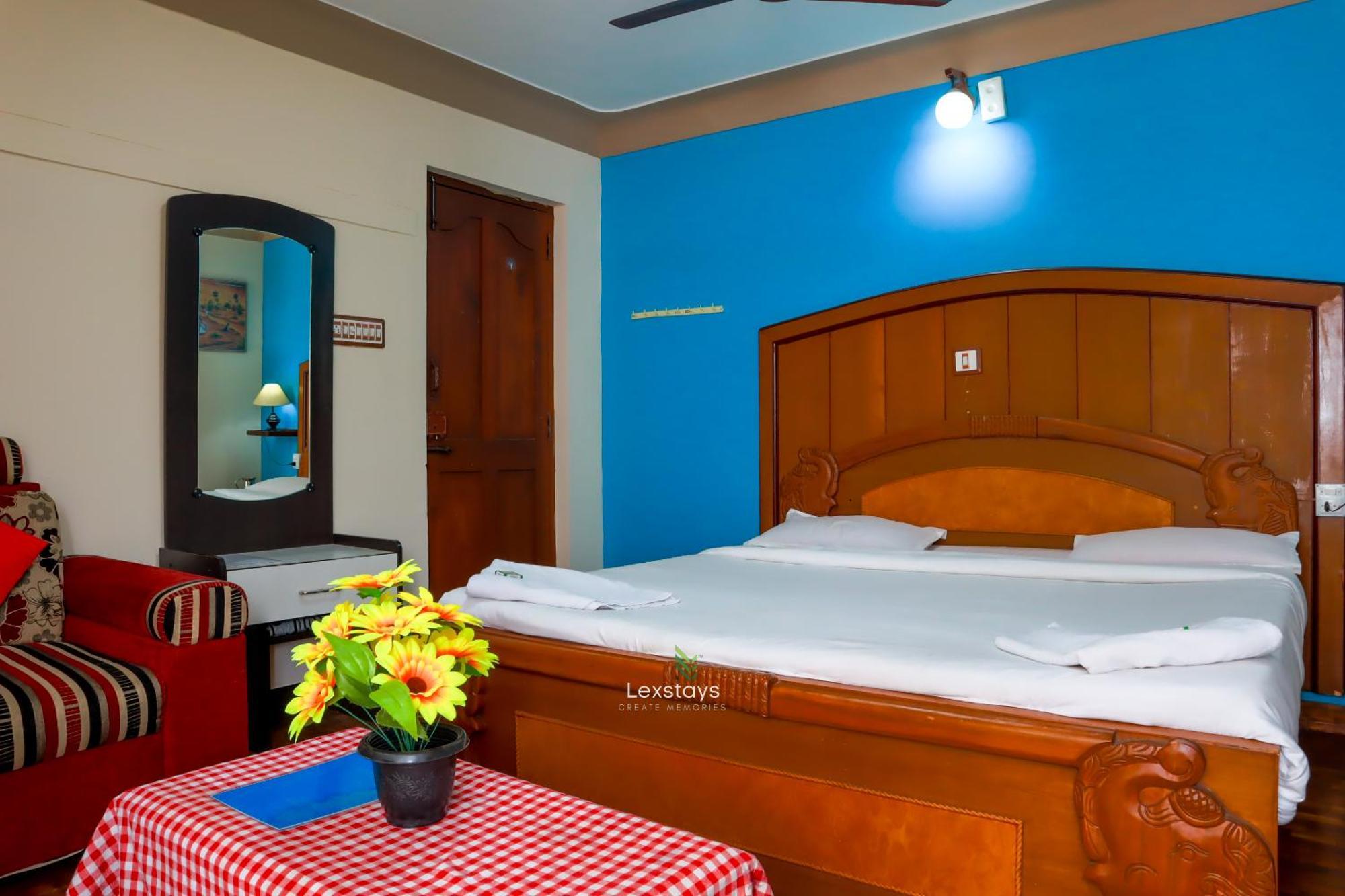 Vijaya Deepa Guest House By Lexstays Кунур Екстериор снимка